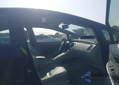 2010 Toyota Prius Iv from USA, damaged, VIN JTDKN3DU8A5110632